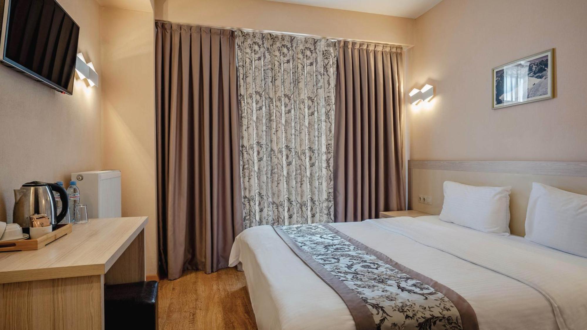 Gudauri Inn Room photo