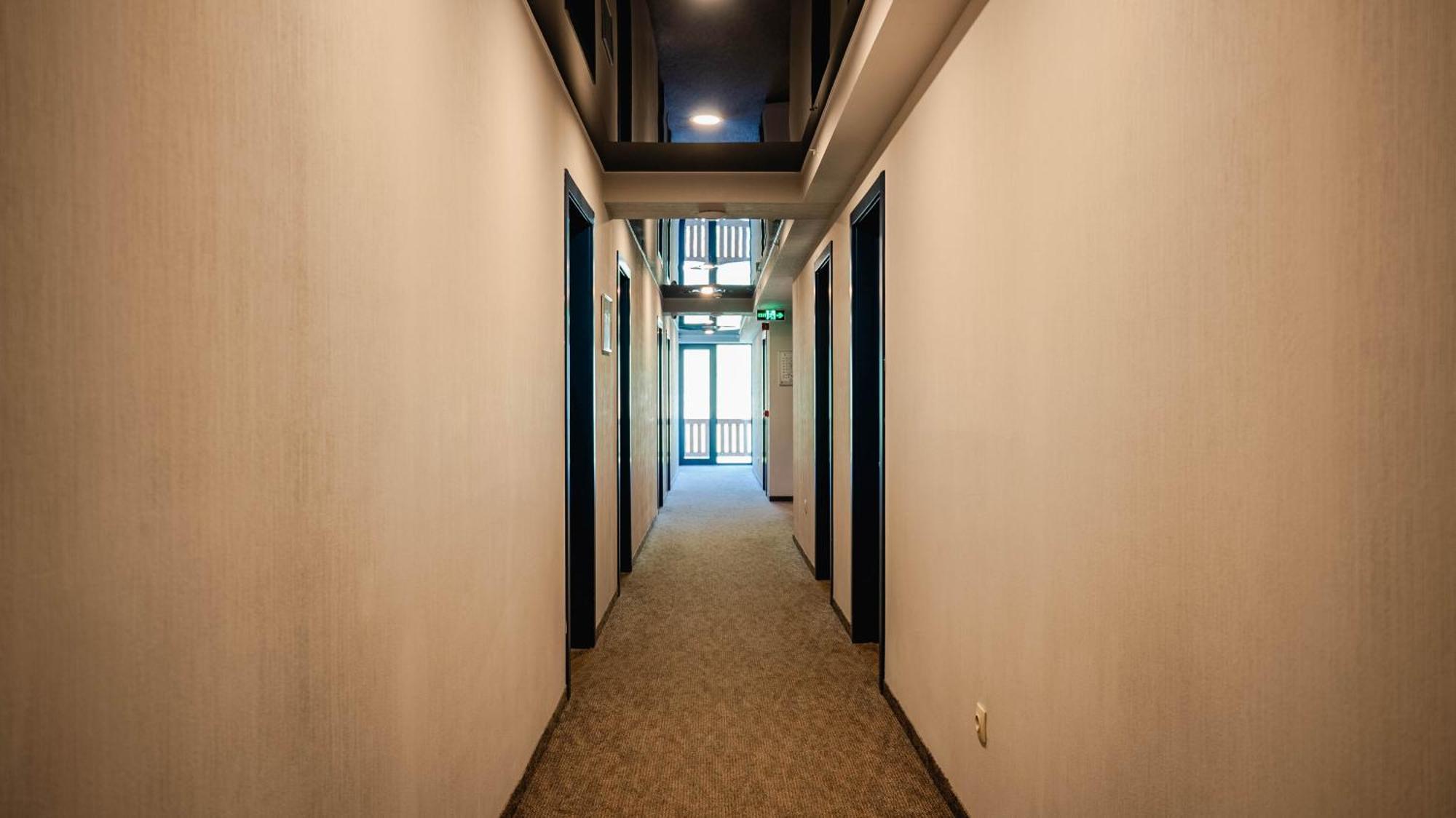 Gudauri Inn Exterior photo A typical corridor